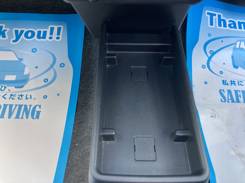 ダイハツ ミライース11枚目