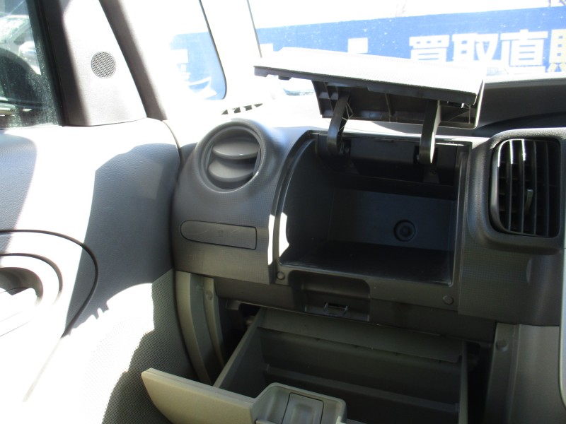 ダイハツ タント14枚目