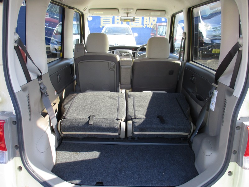 ダイハツ タント7枚目