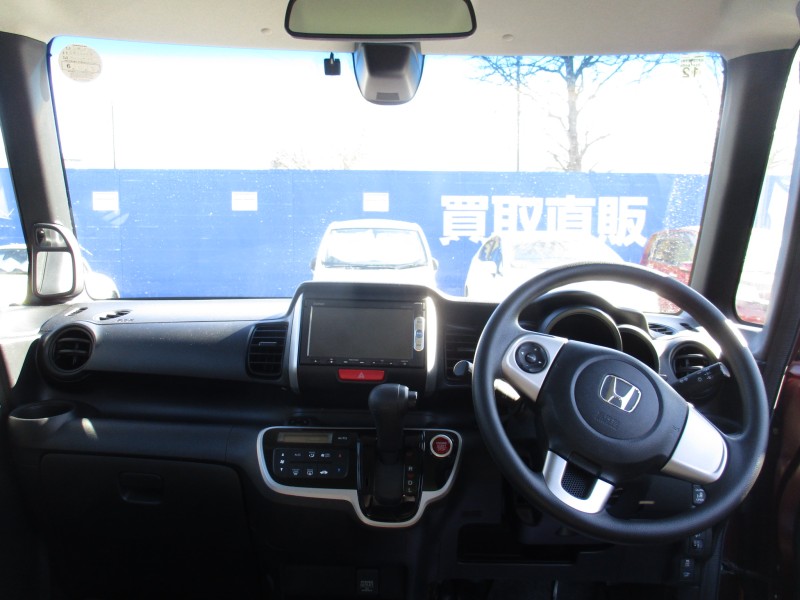 ホンダ N BOX10枚目