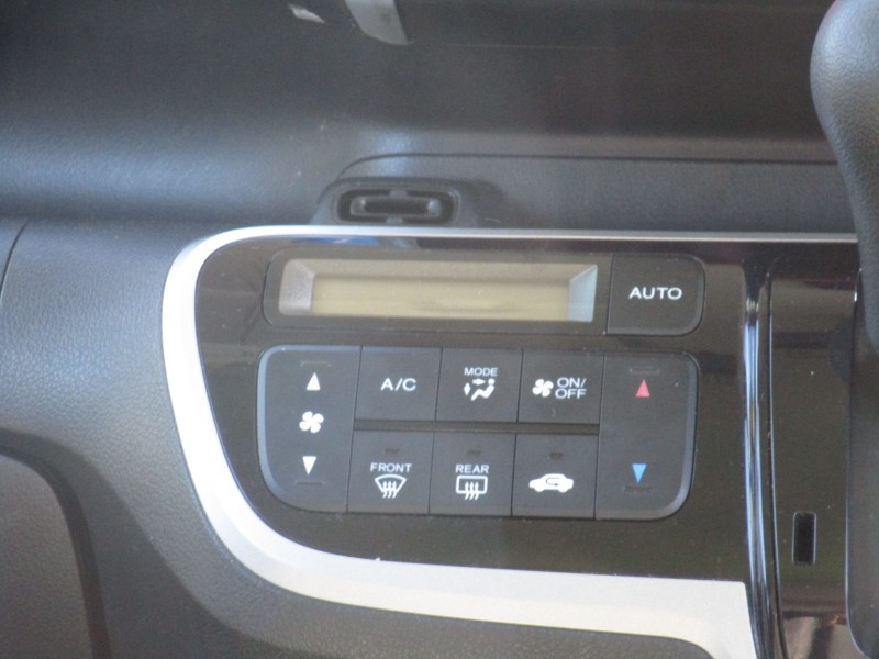 ホンダ N BOX11枚目