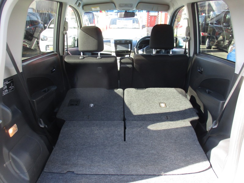 ダイハツ ムーヴ7枚目