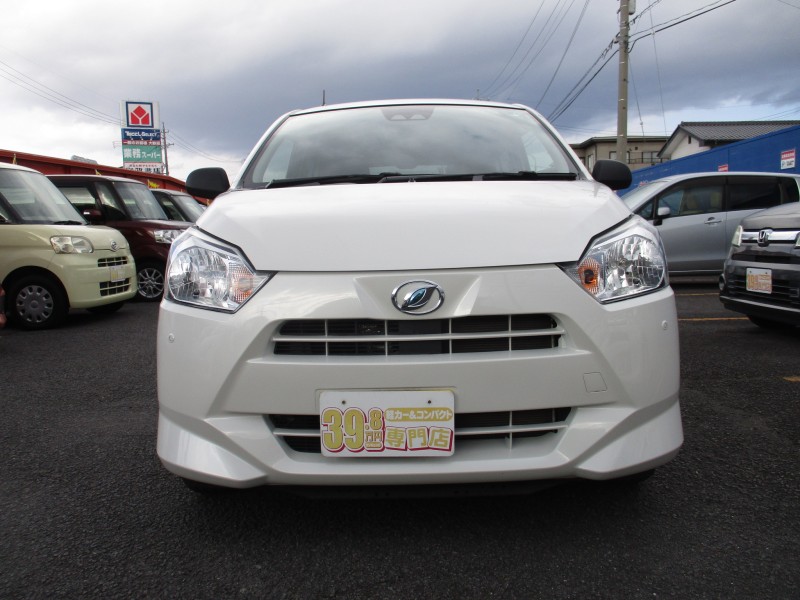 ダイハツ ミライース1枚目