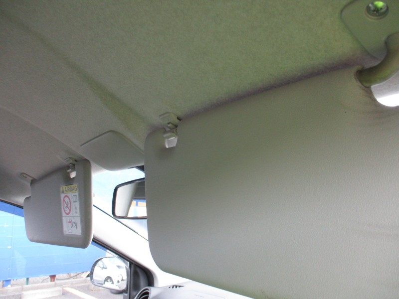 ダイハツ ミライース19枚目