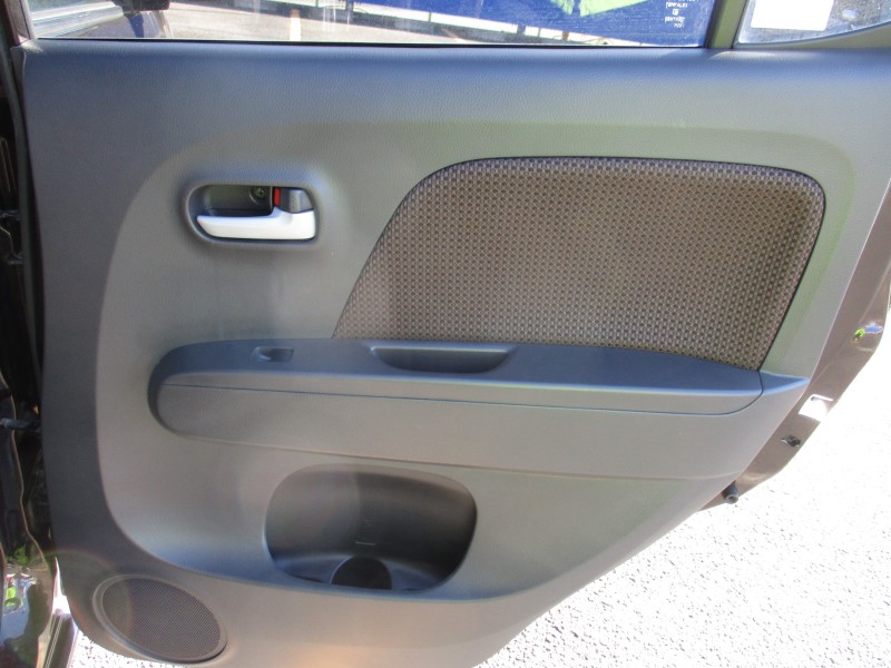 スズキ MRワゴン27枚目