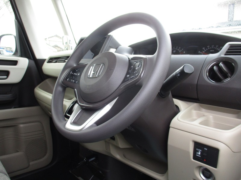 ホンダ N BOX8枚目