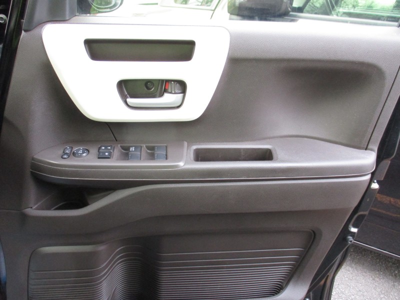 ホンダ N BOX28枚目