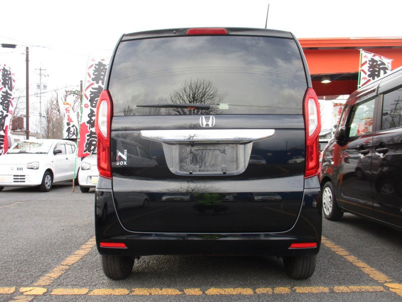ホンダ N BOX4枚目
