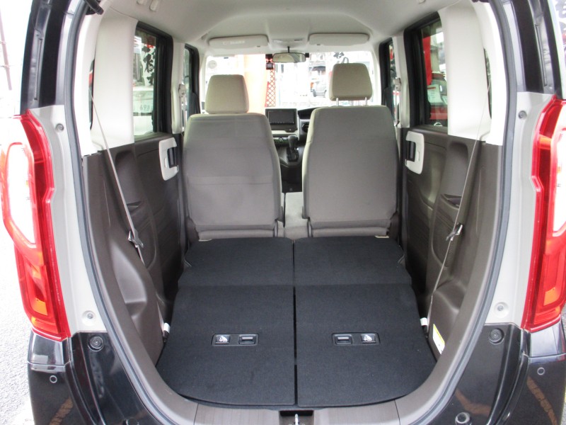 ホンダ N BOX7枚目