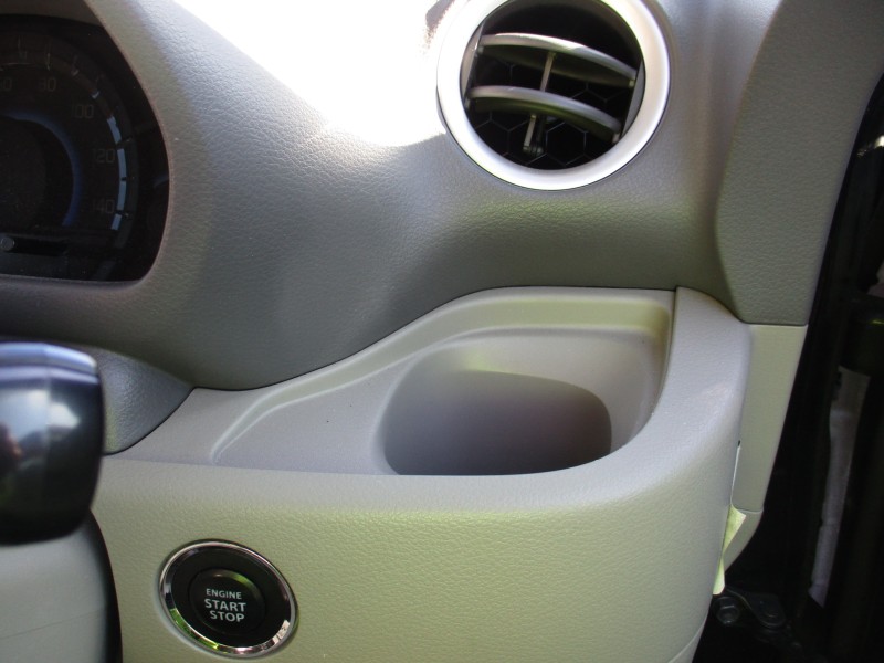 スズキ スペーシア16枚目