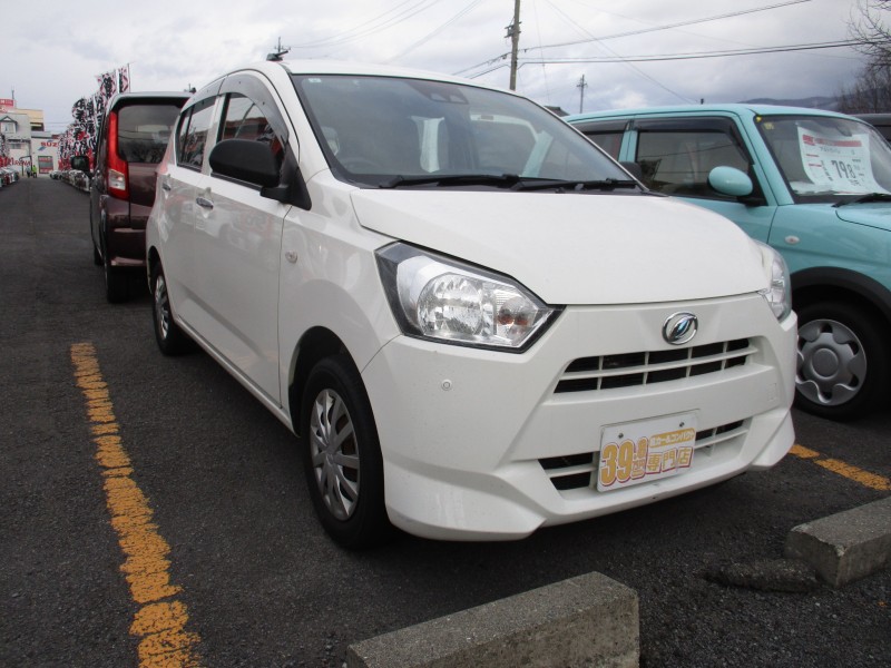 ダイハツ ミライース2枚目