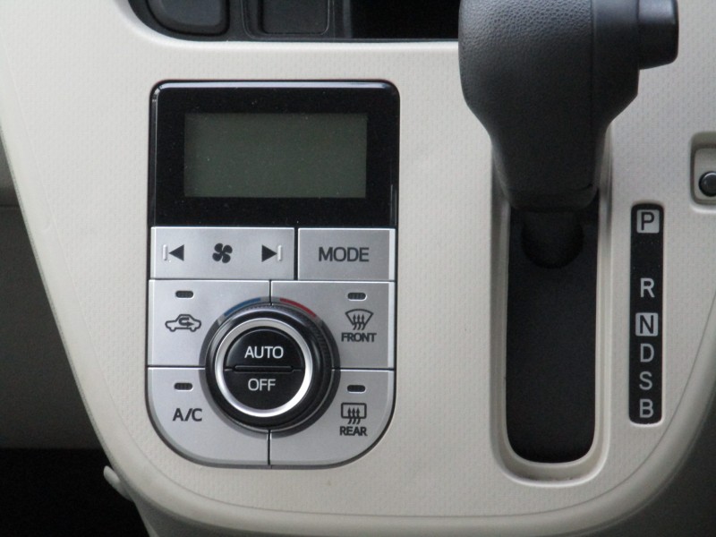 ダイハツ ムーヴ12枚目