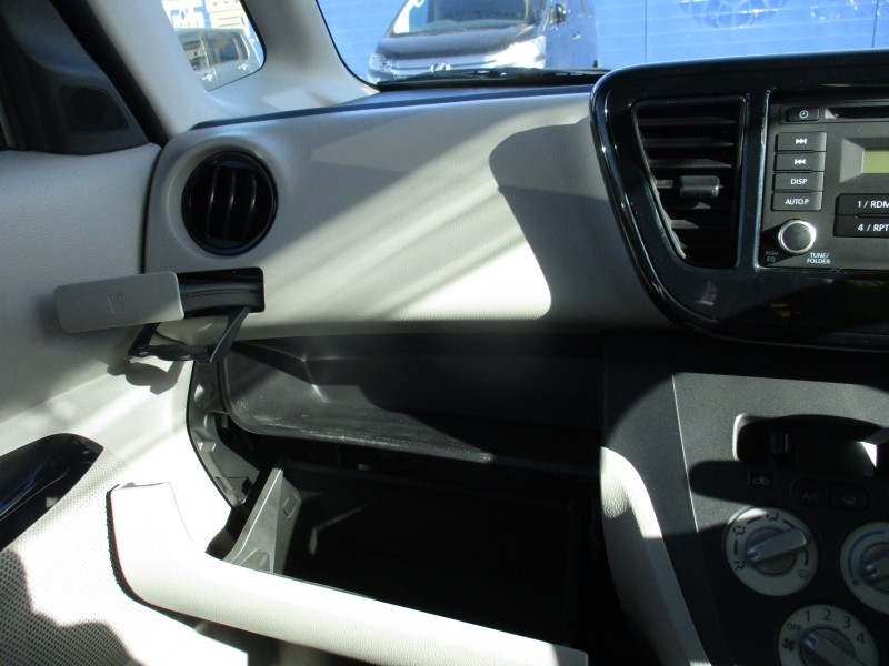 三菱 eKスペース13枚目