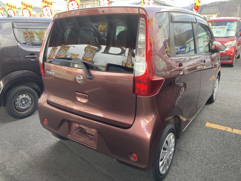 ニッサン デイズ3枚目