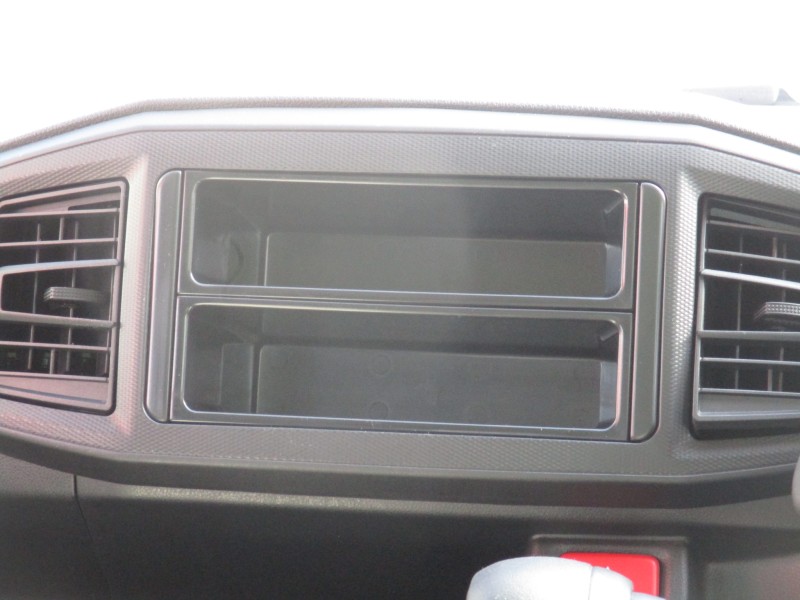 ダイハツ ミライース12枚目