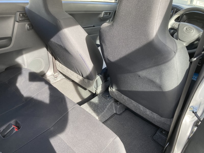 ダイハツ ミライース24枚目