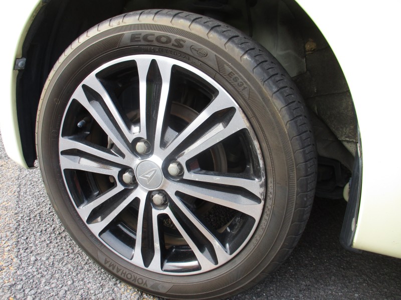 ダイハツ ミライース28枚目