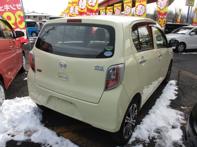 ダイハツ ミライース3枚目