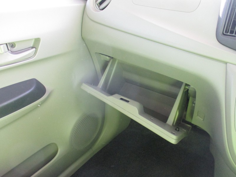 ダイハツ ミライース13枚目