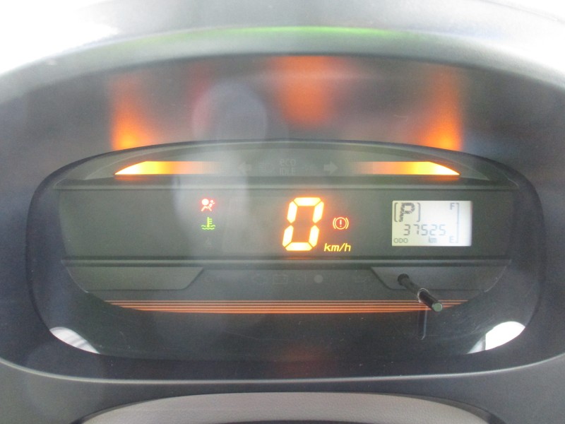 ダイハツ ミライース18枚目