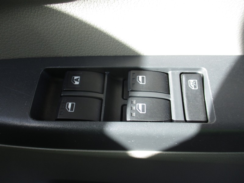 ダイハツ ミライース21枚目