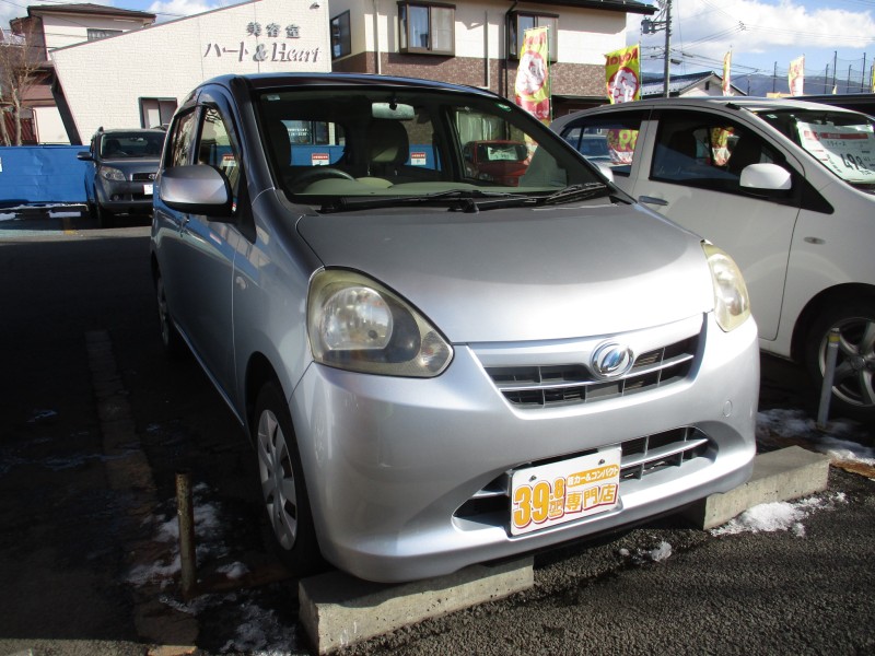 ダイハツ ミライース2枚目