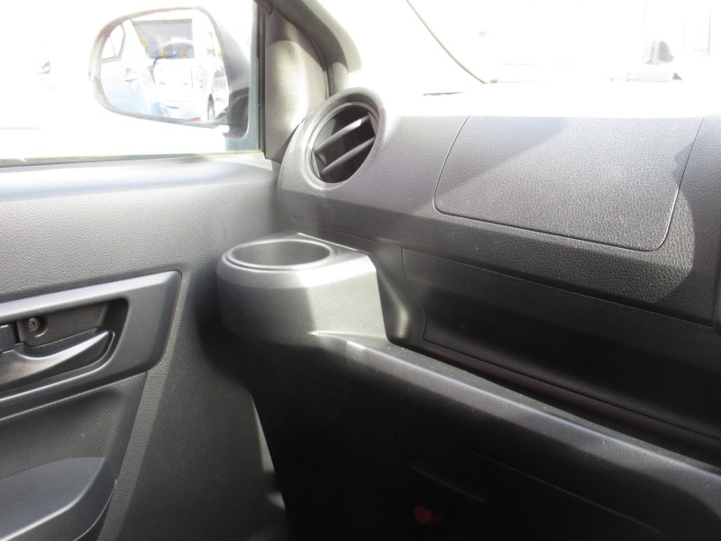 ダイハツ ミライース13枚目