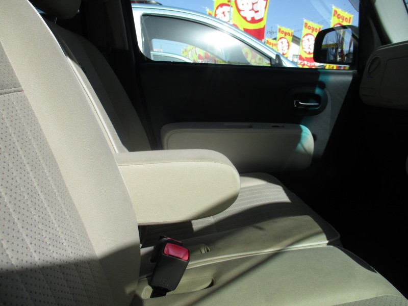 ダイハツ ミラココア8枚目