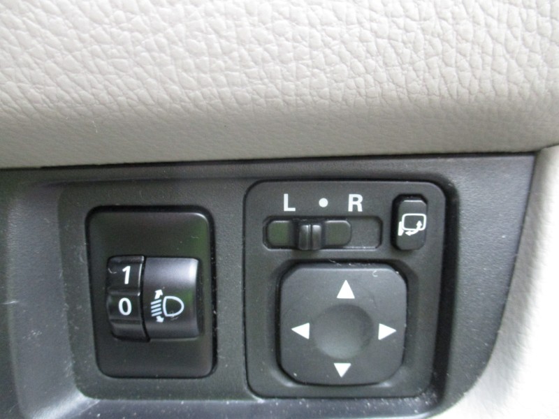 三菱 eKワゴン17枚目