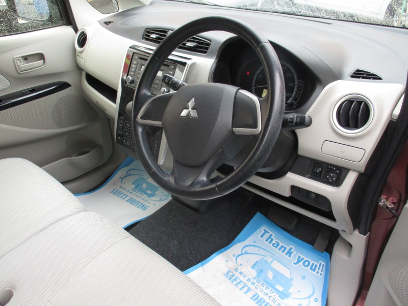 三菱 eKワゴン8枚目