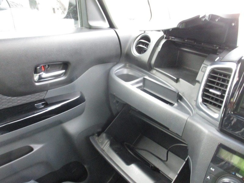 スズキ スペーシア13枚目