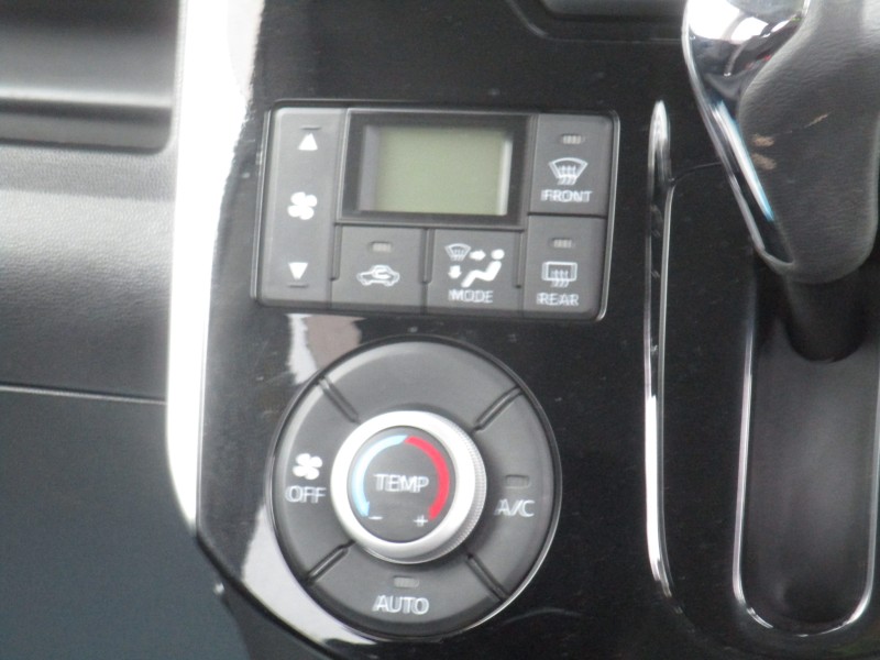 ダイハツ タント14枚目