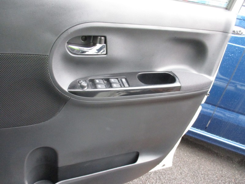 ダイハツ タント23枚目