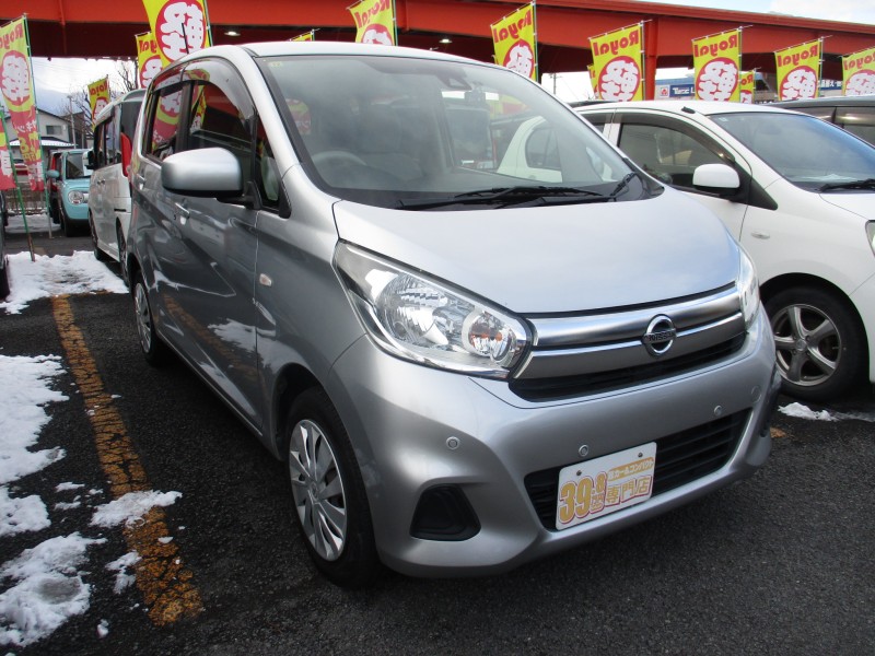 ニッサン デイズ2枚目
