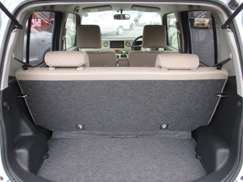 ダイハツ ミラココア6枚目