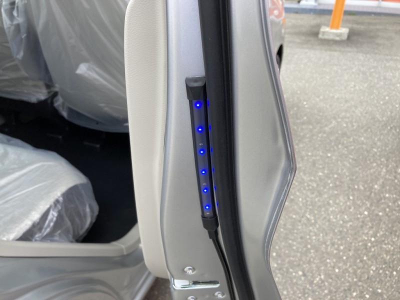 三菱 eKワゴン28枚目