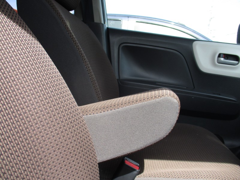 スズキ MRワゴン9枚目