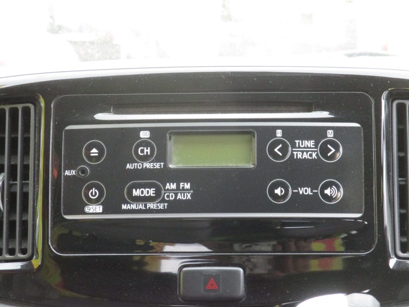 ダイハツ ミライース12枚目