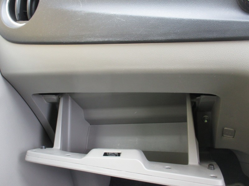 ダイハツ ミライース13枚目