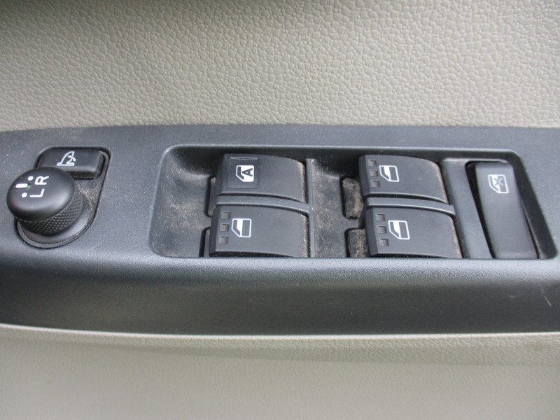 ダイハツ ミライース19枚目