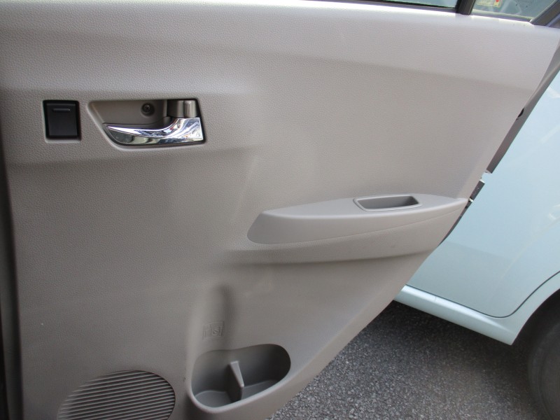 ダイハツ ミライース22枚目