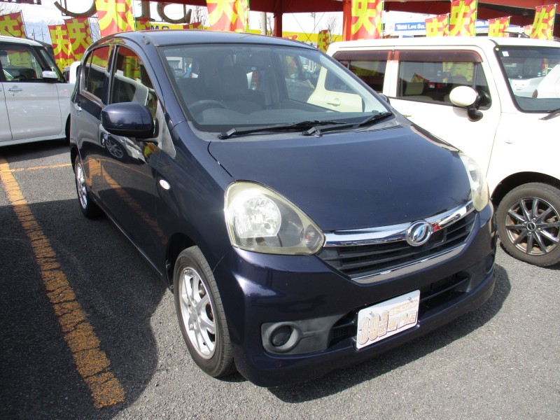 ダイハツ ミライース2枚目