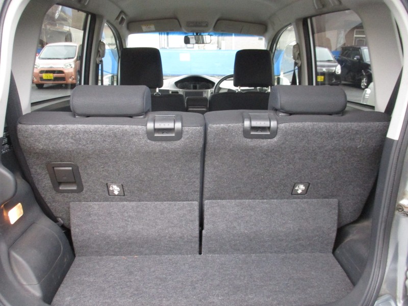 ダイハツ ムーヴ6枚目