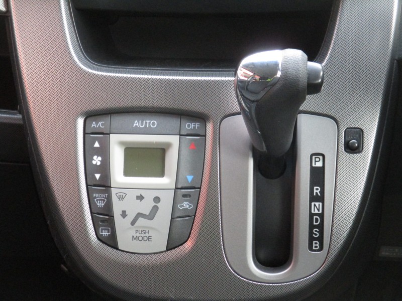 ダイハツ ムーヴ12枚目