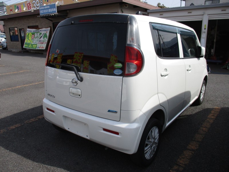 ニッサン モコ3枚目