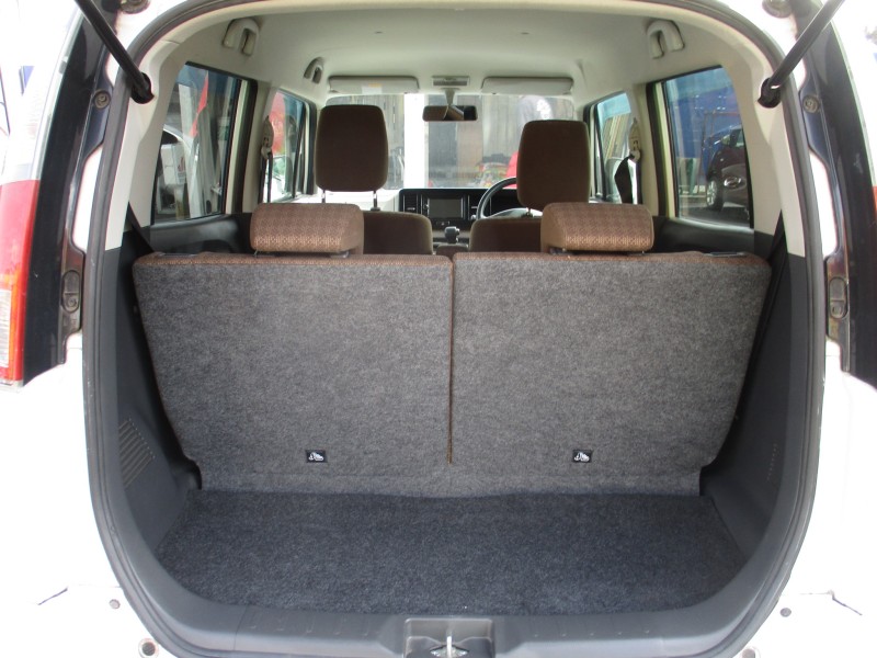 ニッサン モコ6枚目